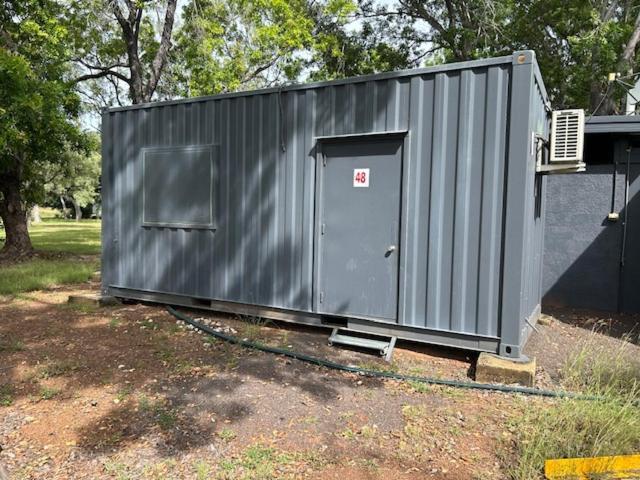 Territory Manor Motel & Caravan Park Mataranka Room photo